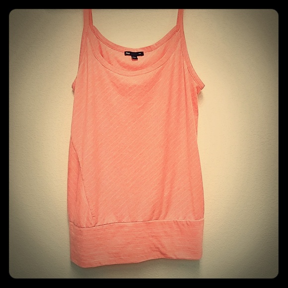 Tank - Picture 1 of 2